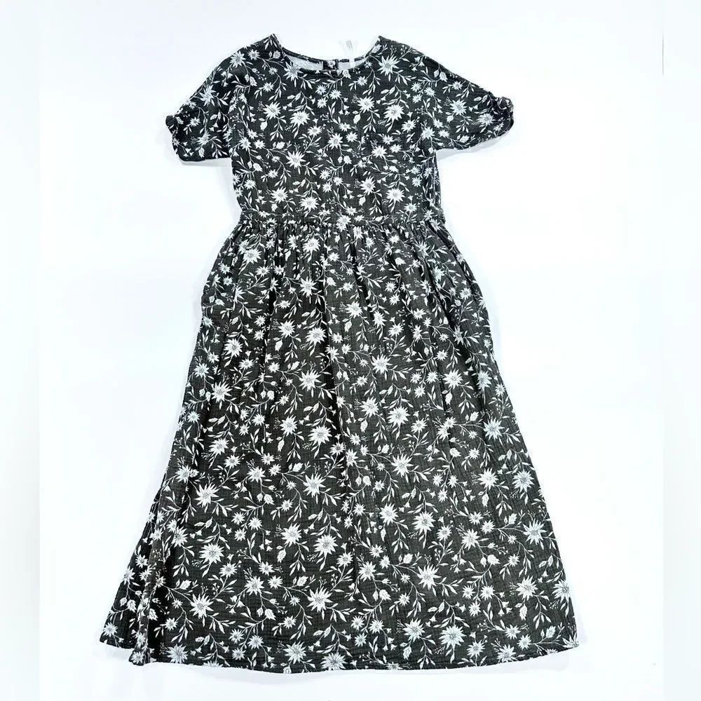 Rylee + Cru Sparrow Kat black and white cotton linen modest shift dress S